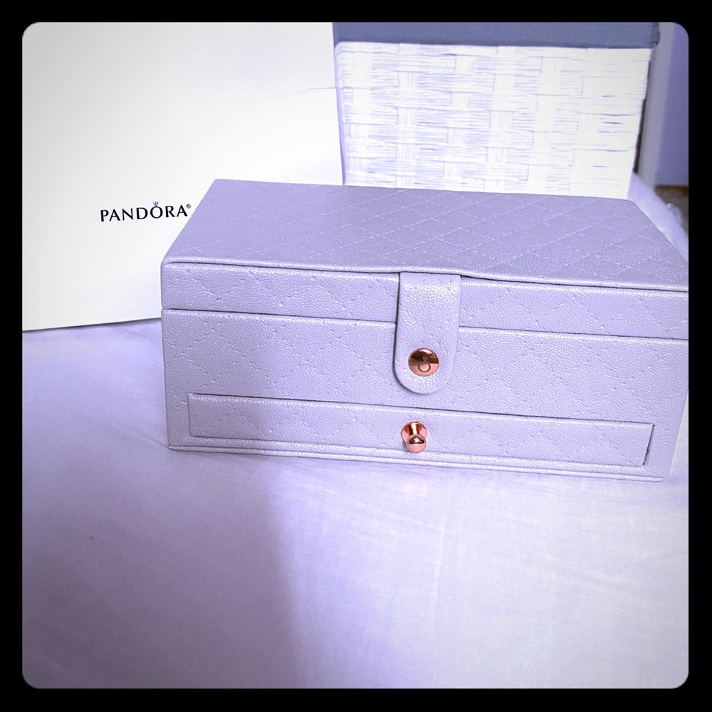 Pandora jewelry box